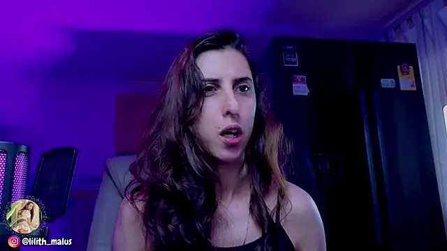 Snapshot of Lilith_malum chatting on 01/06/26, 10:14 Lilith malum online show from 01/06/26, 10:14