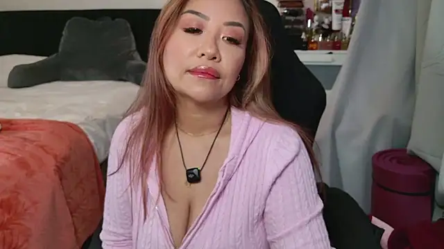 SpikedBella online show from 02/16/26, 10:18