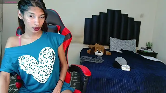 Silkylicious online show from 11/19/25, 10:43