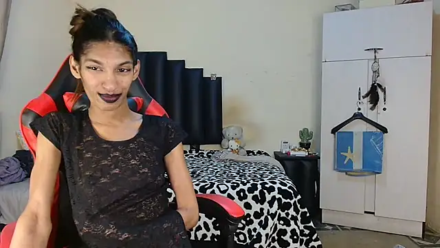 Silkylicious online show from 07/13/26, 12:00