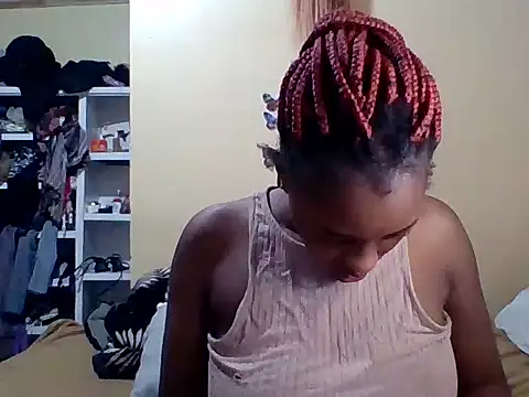 Zara Twilight online show from 12/15/25, 05:19