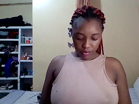 Zara Twilight online show from 12/03/25, 10:09