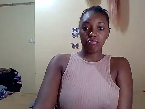 Snapshot of Zara_Twilight chatting on 03/15/25, 11:06 Zara Twilight online show from 03/15/25, 11:06