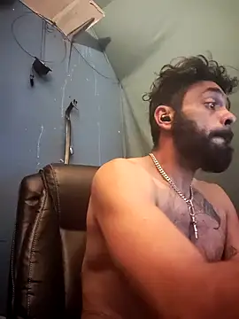 C8L3U online show from 12/02/24, 11:07