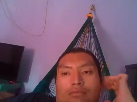 Snapshot of daniel4444Cu chatting on 05/10/26, 07:27 daniel4444Cu online show from 05/10/26, 07:27