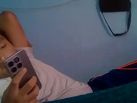 Snapshot of daniel4444Cu chatting on 05/14/26, 06:38 daniel4444Cu online show from 05/14/26, 06:38
