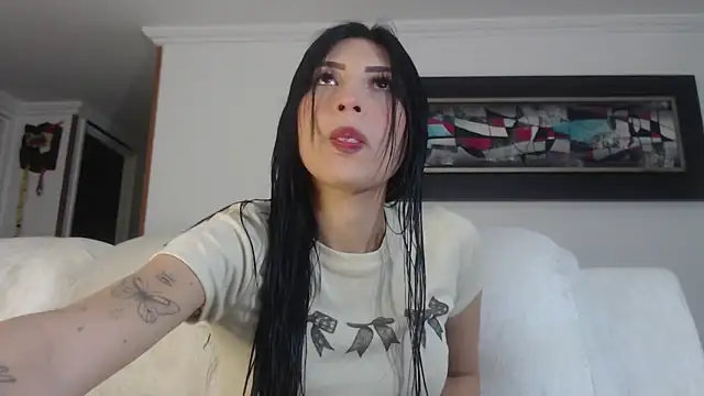 Snapshot of Nicolette_ks_ chatting on 03/19/25, 05:08 Nicolette ks online show from 03/19/25, 05:08