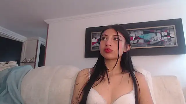 Snapshot of Nicolette_ks_ chatting on 09/22/25, 04:46 Nicolette ks online show from 09/22/25, 04:46