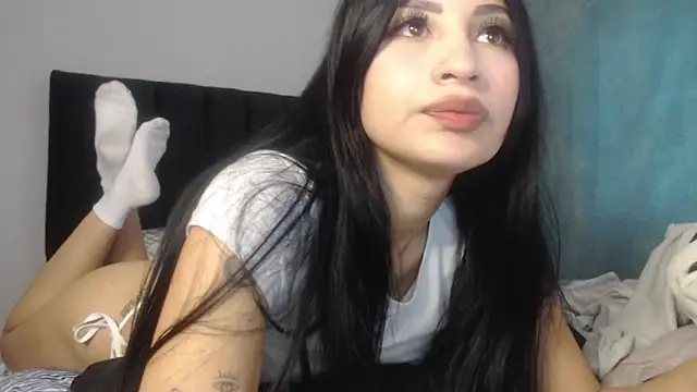 Snapshot of Nicolette_ks_ chatting on 01/31/25, 03:33 Nicolette ks online show from 01/31/25, 03:33