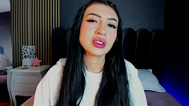 Nicolette ks  online show from 03/26/26, 04:44