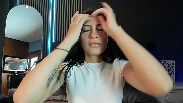 Nicolette ks  online show from 05/21/26, 04:54