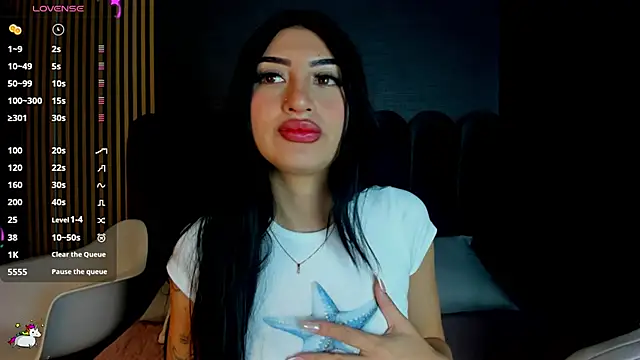 Nicolette ks  online show from 02/06/26, 06:09