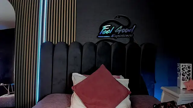 Nicolette ks  online show from 06/25/26, 05:12