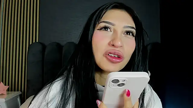 Nicolette ks  online show from 03/28/26, 04:46