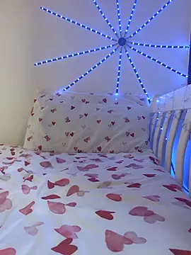 Nancy-Pink online show from 11/08/25, 12:42