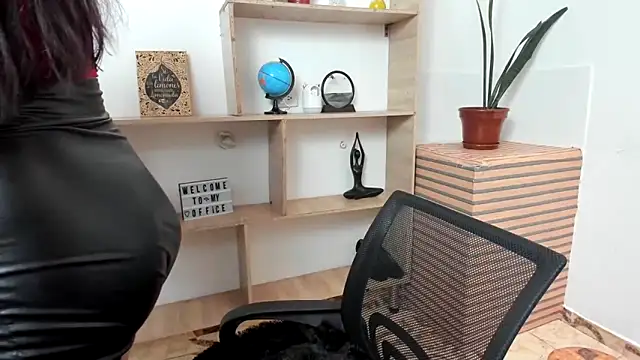 LinaBrowm online show from 03/11/26, 01:38