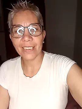 Snapshot of luz_bella chatting on 01/10/25, 02:46 luz bella online show from 01/10/25, 02:46