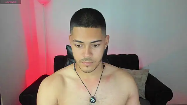 Snapshot of Iamdylan777 chatting on 06/04/26, 11:15 Iamdylan777 online show from 06/04/26, 11:15