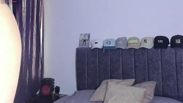 Snapshot of Iamdylan777 chatting on 04/30/26, 12:12 Iamdylan777 online show from 04/30/26, 12:12