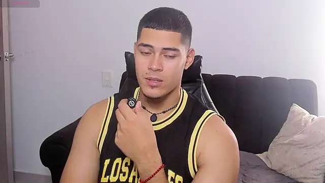 Iamdylan777 online show from 04/01/26, 01:41