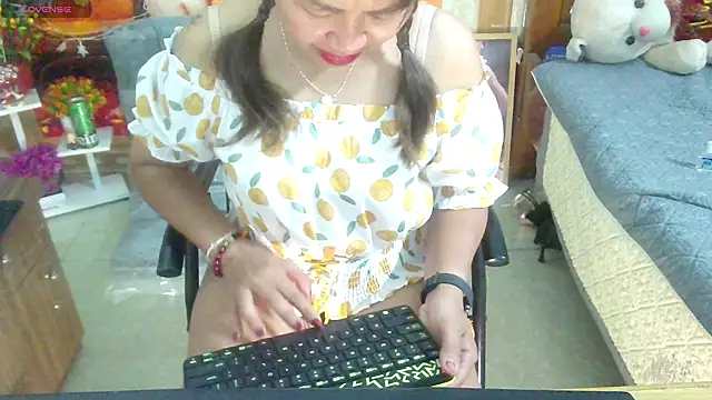 Jerry-Lan online show from 10/18/25, 08:55