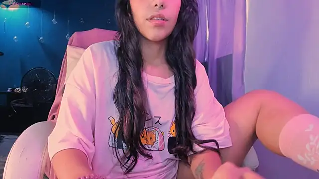 AllisonCatUwU online show from 02/10/25, 08:21