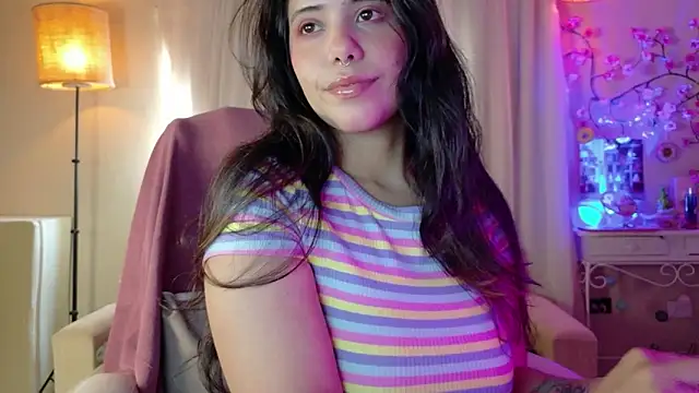 AllisonCatUwU online show from 06/11/26, 04:04