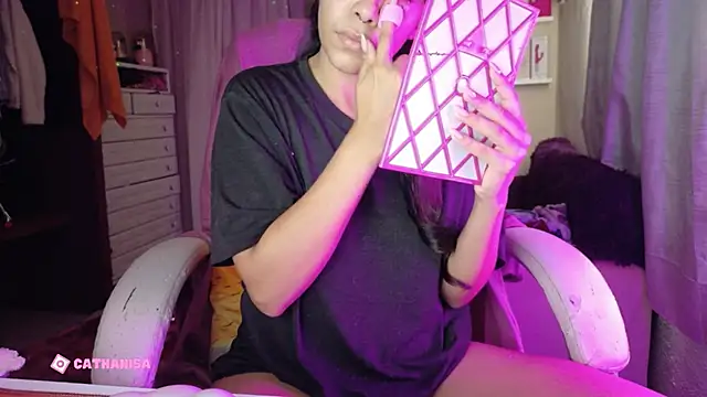 AllisonCatUwU online show from 10/30/25, 03:31