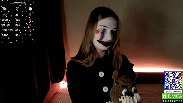 MurrrWorren online show from 10/31/25, 06:37