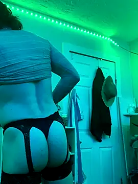 sum1betterthanmost online show from 11/22/25, 09:52