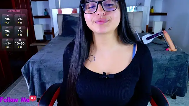 scarlleth  online show from 01/07/26, 12:10