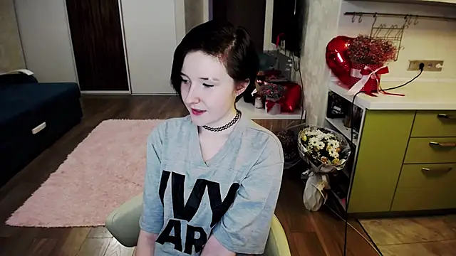 Snapshot of Kira_Bakker chatting on 02/20/25, 10:26 Kira Bakker online show from 02/20/25, 10:26