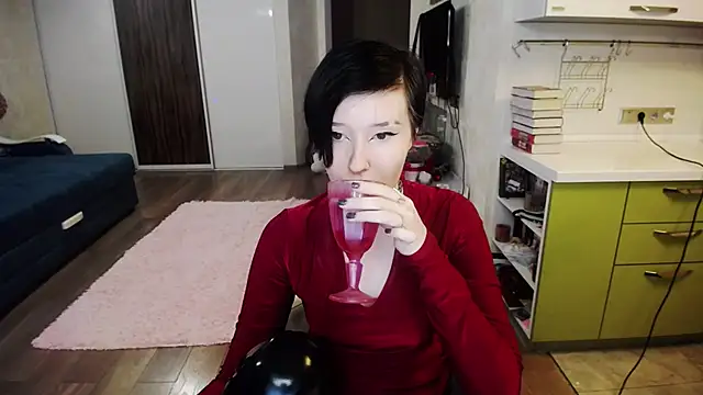 Snapshot of Kira_Bakker chatting on 01/17/25, 02:29 Kira Bakker online show from 01/17/25, 02:29