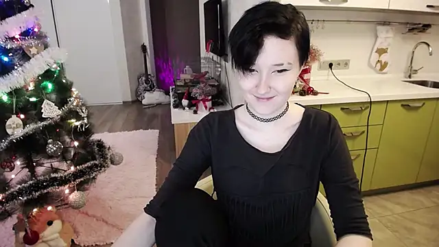 Snapshot of Kira_Bakker chatting on 12/02/24, 01:53 Kira Bakker online show from 12/02/24, 01:53