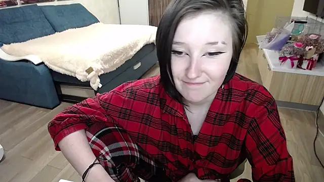 Snapshot of Kira_Bakker chatting on 10/01/25, 02:54 Kira Bakker online show from 10/01/25, 02:54