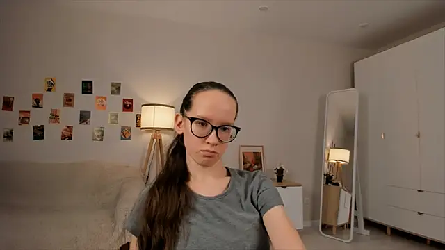 Snapshot of BettyBrowni chatting on 03/09/25, 10:41 BettyBrowni online show from 03/09/25, 10:41
