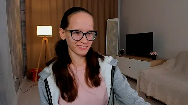 Snapshot of BettyBrowni chatting on 09/16/25, 04:08 BettyBrowni online show from 09/16/25, 04:08