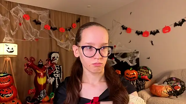 BettyBrowni online show from 11/01/25, 04:12