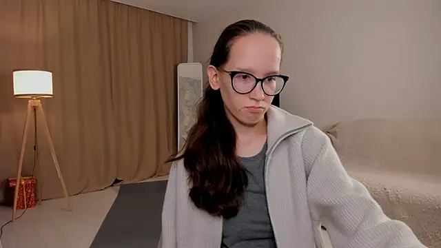 Snapshot of BettyBrowni chatting on 09/24/25, 04:13 BettyBrowni online show from 09/24/25, 04:13