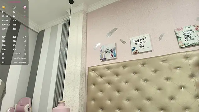 Paola  23 online show from 03/06/26, 03:12