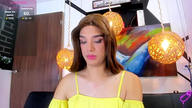 victoria aleia  online show from 11/29/25, 10:54