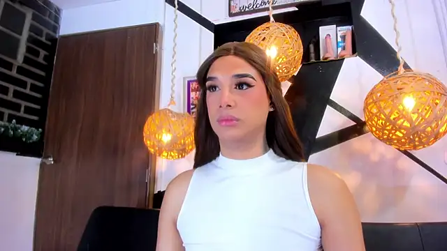 victoria aleia  online show from 01/06/26, 10:25