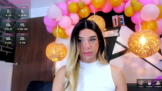 victoria aleia  online show from 11/04/25, 01:42