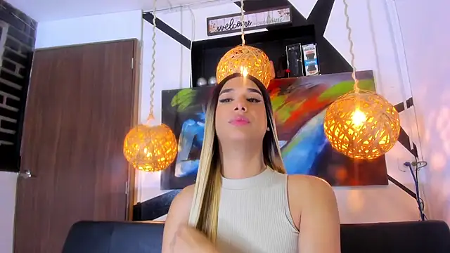 victoria aleia  online show from 09/12/25, 10:53