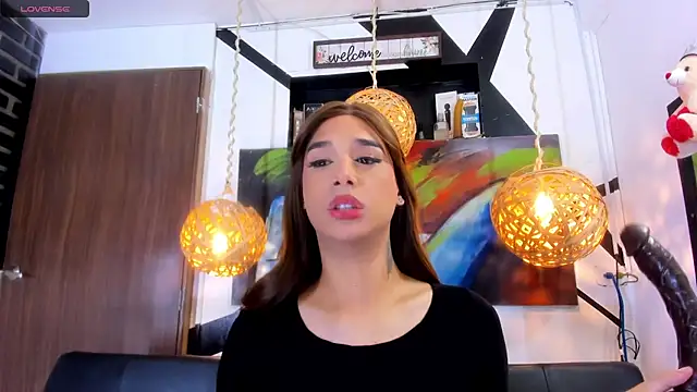 victoria aleia  online show from 11/13/25, 09:51