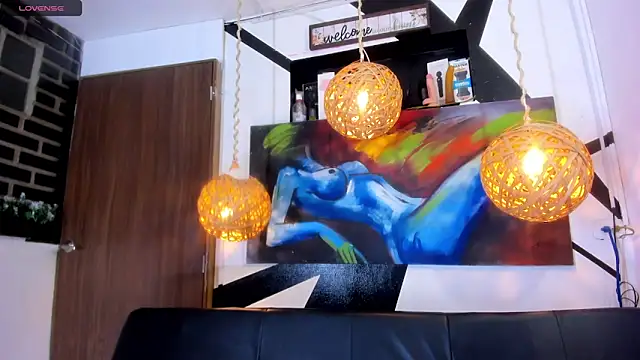 victoria aleia  online show from 11/20/25, 09:15