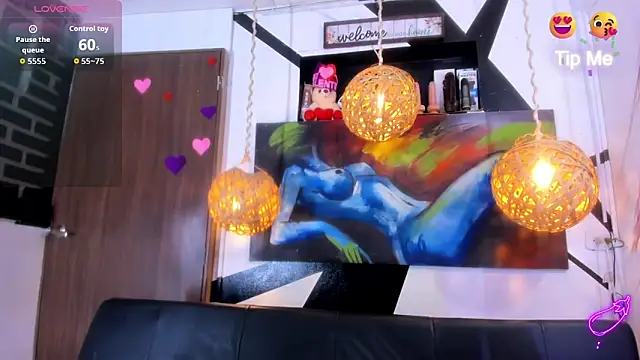 victoria aleia  online show from 04/06/26, 10:55