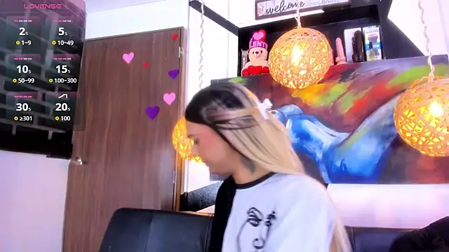 victoria aleia  online show from 02/25/26, 02:34