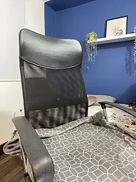 Isakeys  online show from 09/22/25, 07:09