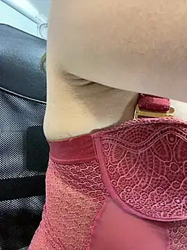 Isakeys  online show from 03/18/25, 08:16